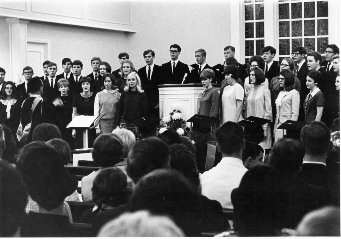 Dr. R. Curtis Smith Inauguration - Photo 01